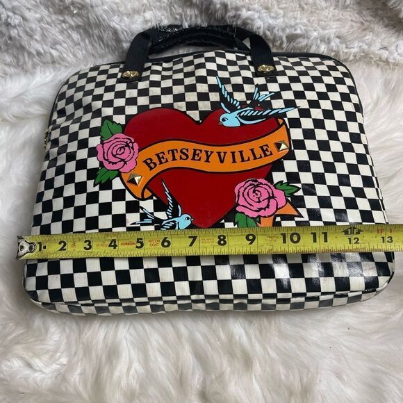 Betsey Johnson Laptop Case padded Protection Synthetic Black &White Checked - Picture 8 of 13